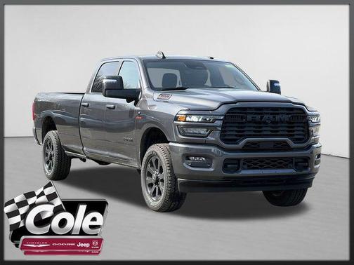 2025 RAM 3500 Big Horn Crew Cab 4x4 8' Box