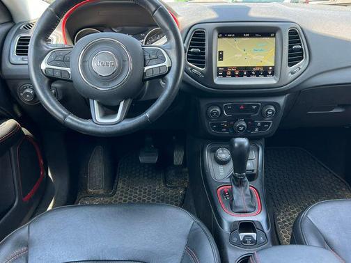 Spitfire Orange Clearcoat 2019 Jeep Compass Trailhawk