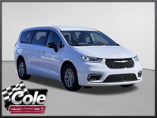 Bright White Clearcoat 2024 Chrysler Pacifica Touring L