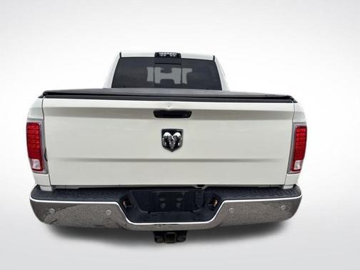 2018 RAM 2500 Laramie Crew Cab 4x4 6'4' Box