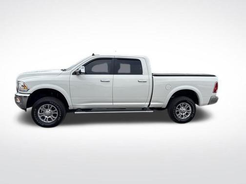 2018 RAM 2500 Laramie Crew Cab 4x4 6'4' Box