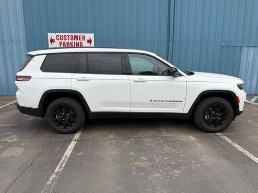 2024 Jeep Grand Cherokee L Altitude