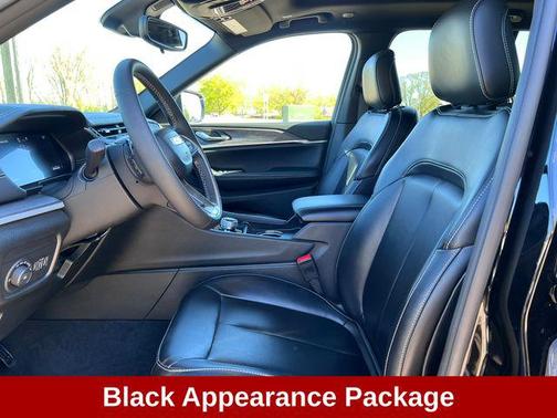Diamond Black Crystal Pearlcoat 2024 Jeep Grand Cherokee Limited