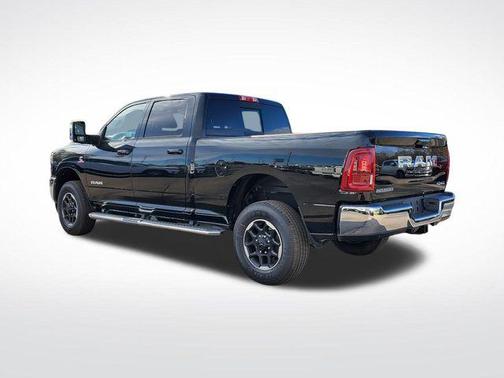 2025 RAM 3500 Laramie Crew Cab 4x4 6'4' Box