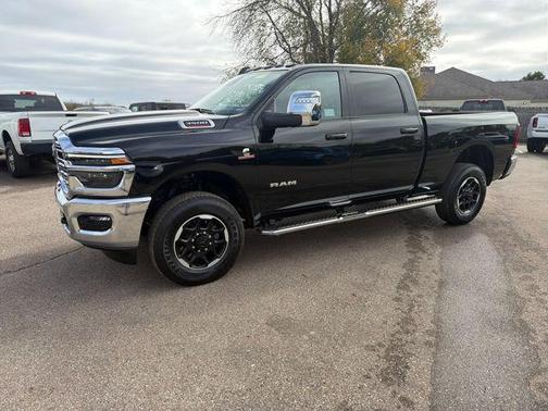 2025 RAM 3500 Laramie Crew Cab 4x4 6'4' Box