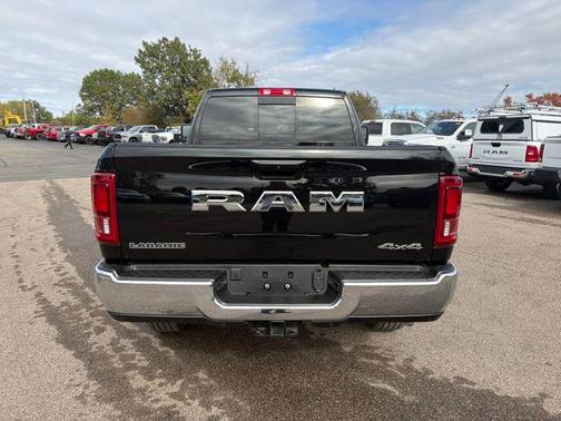 2025 RAM 3500 Laramie Crew Cab 4x4 6'4' Box