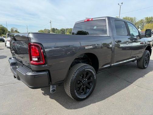 2025 RAM 2500 Big Horn Crew Cab 4x4 6'4' Box