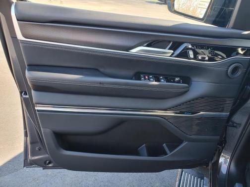 2024 Jeep Grand Wagoneer Series II 4x4