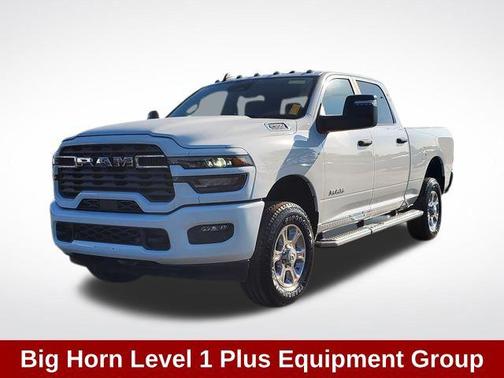 2025 RAM 2500 Big Horn Crew Cab 4x4 6'4' Box