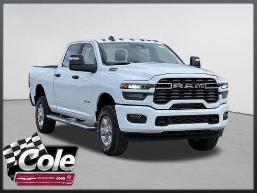 2025 RAM 2500 Big Horn Crew Cab 4x4 6'4' Box