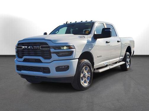 2025 RAM 2500 Big Horn Crew Cab 4x4 6'4' Box