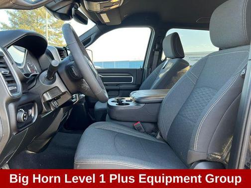 2025 RAM 2500 Big Horn Crew Cab 4x4 6'4' Box