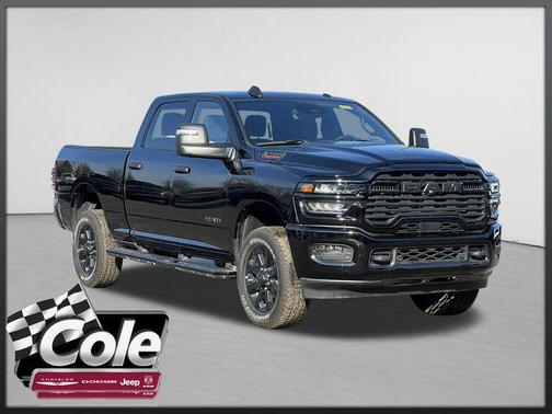 2025 RAM 2500 Big Horn Crew Cab 4x4 6'4' Box