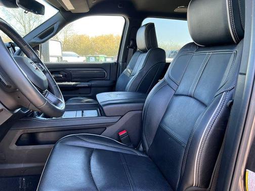 Granite Crystal Metallic Clearcoat 2024 RAM 3500 Limited Mega Cab 4x4 6'4' Box
