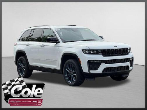 Bright White Clearcoat 2026 Jeep Grand Cherokee 85th Anniversary Edition