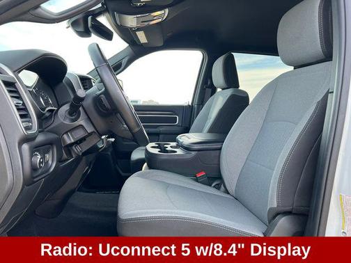 2024 RAM 3500 Big Horn Crew Cab 4x4 8' Box