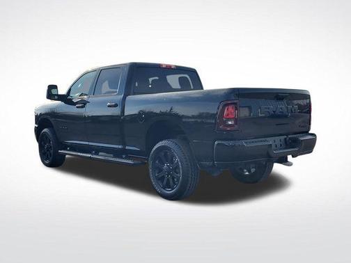 2025 RAM 2500 Big Horn Crew Cab 4x4 6'4' Box