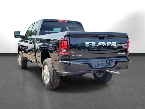 2025 RAM 2500 Big Horn Crew Cab 4x4 6'4' Box