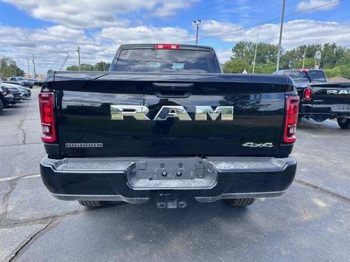 2025 RAM 2500 Big Horn Crew Cab 4x4 6'4' Box