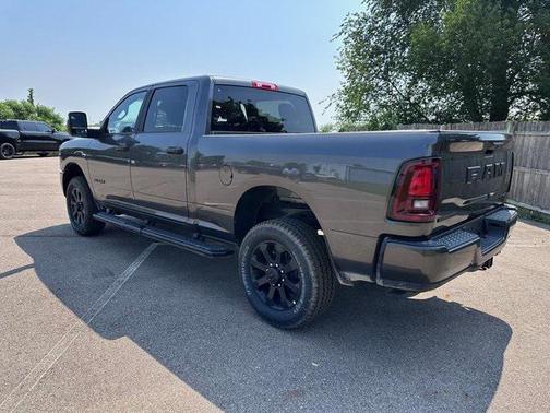 2025 RAM 2500 Big Horn Crew Cab 4x4 6'4' Box