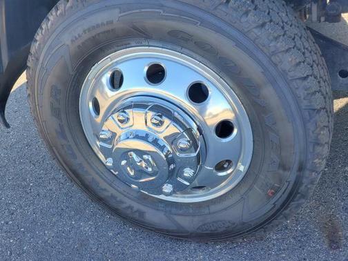 2025 RAM 3500 Laramie Crew Cab 4x4 8' Box