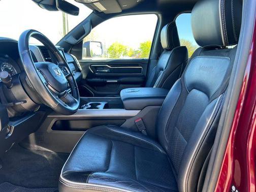 Delmonico Red Pearlcoat 2022 RAM 1500 Laramie