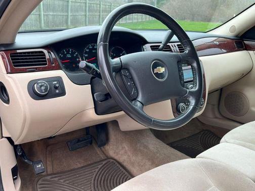 Gold Mist Metallic 2010 Chevrolet Impala LT