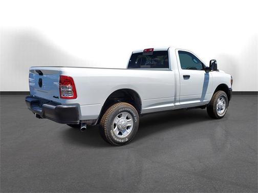 2024 RAM 2500 Tradesman Regular Cab 4x4 8' Box