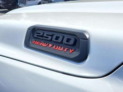2024 RAM 2500 Tradesman Regular Cab 4x4 8' Box