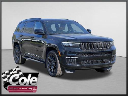 Diamond Black Crystal Pearlcoat 2025 Jeep Grand Cherokee L Summit Reserve