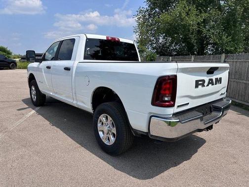 2025 RAM 2500 Big Horn Crew Cab 4x4 6'4' Box