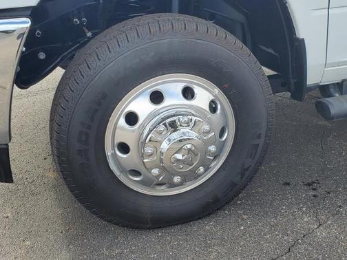 2025 RAM 3500 Tradesman Crew Cab 4x4 8' Box