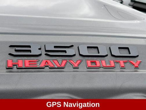 Diamond Black Crystal Pearlcoat 2025 RAM 3500 Laramie Crew Cab 4x4 8' Box