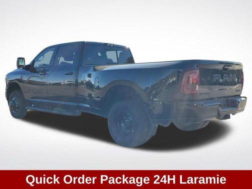 2025 RAM 3500 Laramie Crew Cab 4x4 8' Box