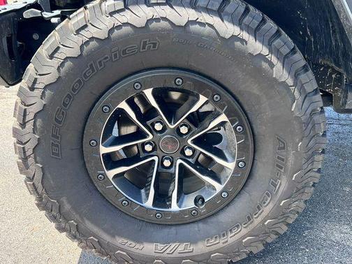 Black Clearcoat 2025 Jeep Wrangler Rubicon