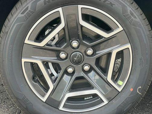 Sting-Gray Clearcoat 2026 Jeep Cherokee Limited