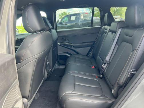 Sting-Gray Clearcoat 2026 Jeep Cherokee Limited