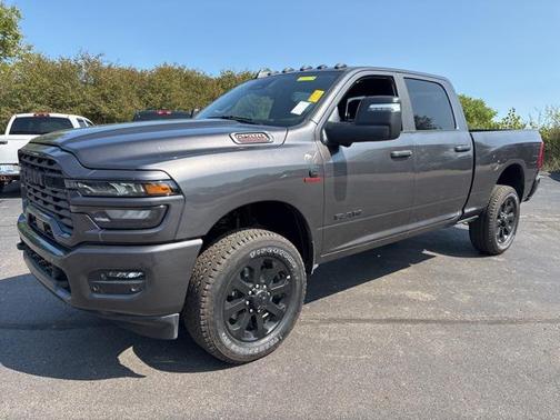 2025 RAM 2500 Lone Star Crew Cab 4x4 6'4' Box