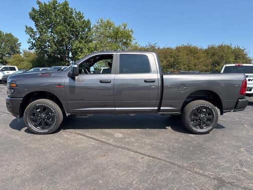 2025 RAM 2500 Lone Star Crew Cab 4x4 6'4' Box