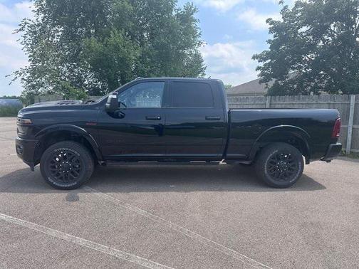 2025 RAM 2500 Limited Crew Cab 4x4 6'4' Box