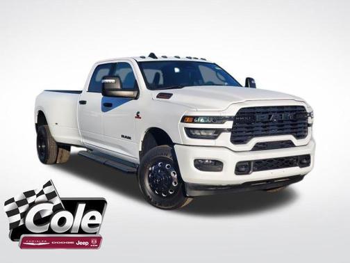 2025 RAM 3500 Big Horn Crew Cab 4x4 8' Box