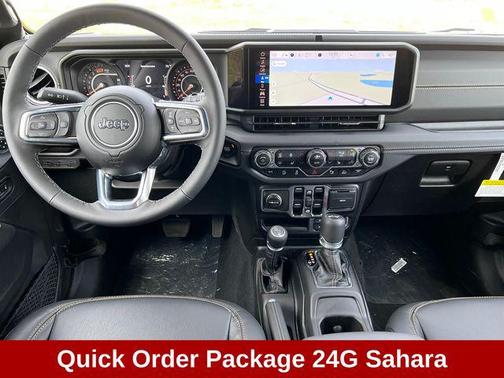 Granite Crystal Metallic Clearcoat 2025 Jeep Wrangler 4-Door Sahara 4x4