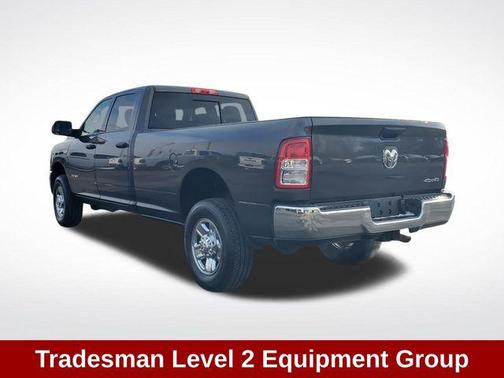 2022 RAM 2500 Tradesman Crew Cab 4x4 8' Box