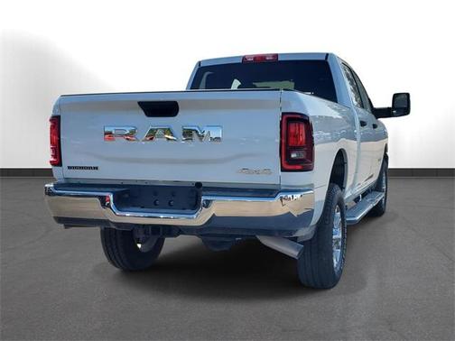 2025 RAM 2500 Big Horn Crew Cab 4x4 6'4' Box