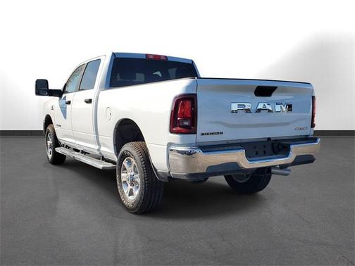 2025 RAM 2500 Big Horn Crew Cab 4x4 6'4' Box