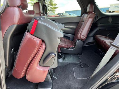 DB Black Crystal Clearcoat 2024 Dodge Durango R/T Premium AWD