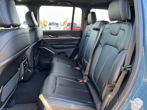 Steel Blue 2026 Jeep Grand Cherokee Limited