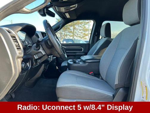 2024 RAM 3500 Big Horn Crew Cab 4x4 8' Box