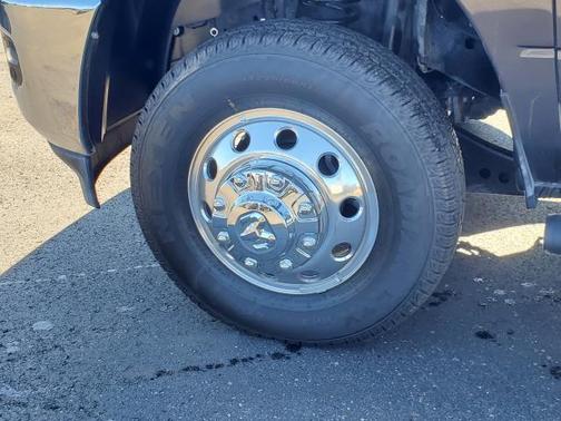 2025 RAM 3500 Tradesman Crew Cab 4x4 8' Box