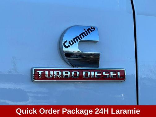 2025 RAM 3500 Laramie Crew Cab 4x4 8' Box